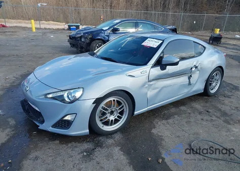 2013 Scion Fr-S 10 Series z USA, uszkodzony, nr VIN JF1ZNAA14D1728965